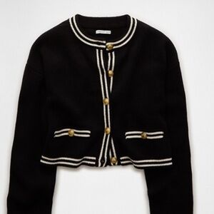 American Eagle Button Up Crew Neck Cardigan Gold Buttons